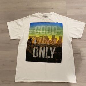 Hybrid Apparel men’s graphic tshirt Size large